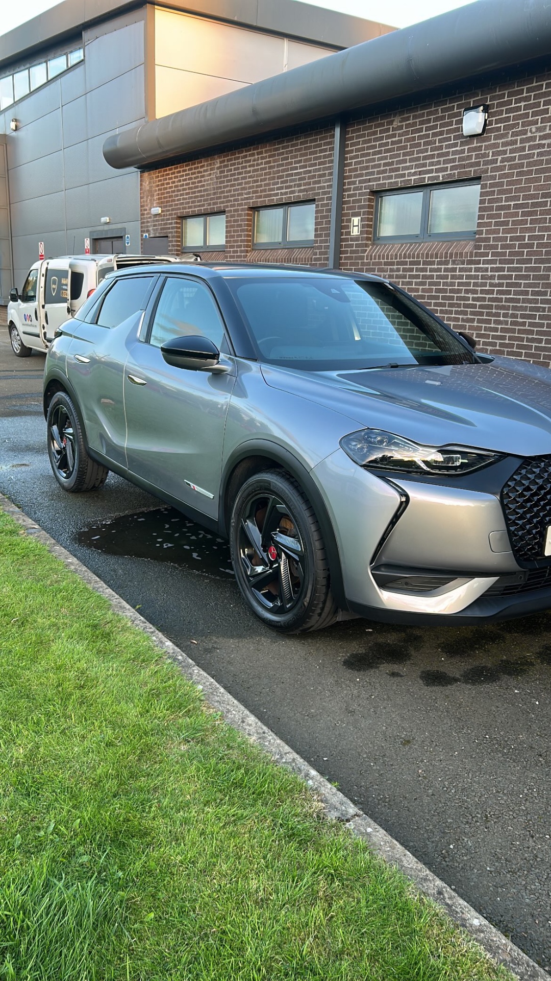Grey DS SUV after an M&M Deluxe valet