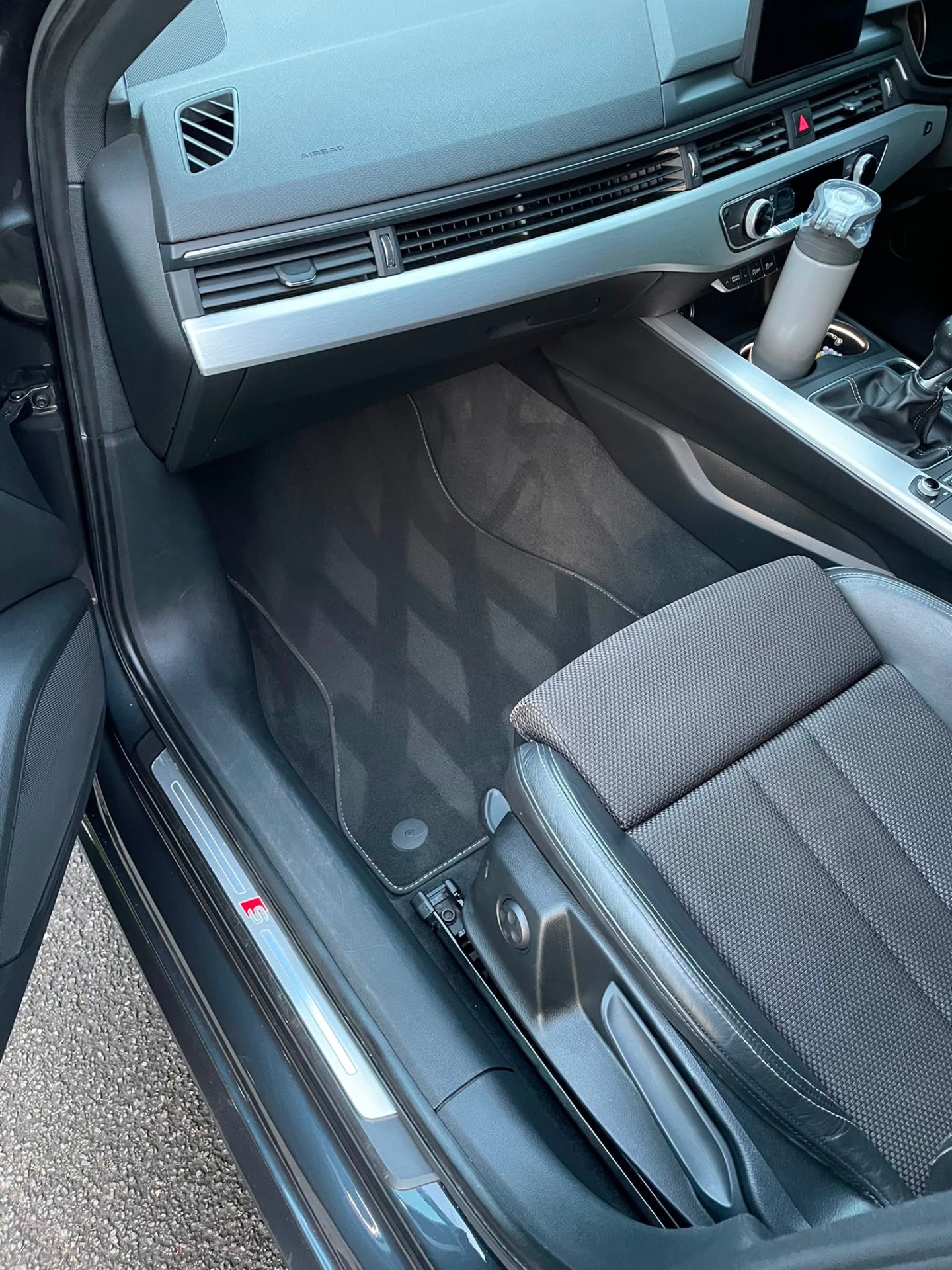 Audi footwell and mats after an interior valet